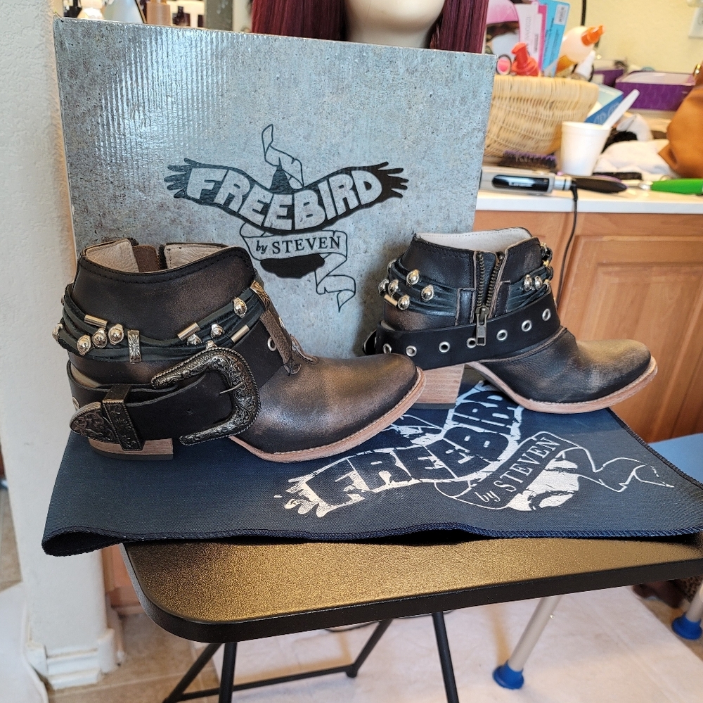 Freebird Saloon Booties